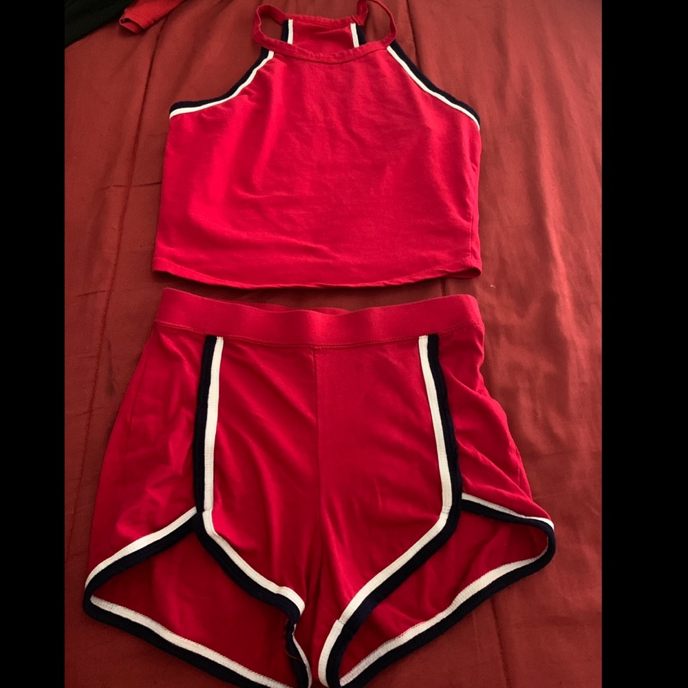 Shorts/shirt set